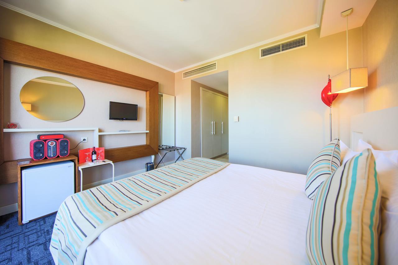 Sisus Hotel Çeşme エクステリア 写真