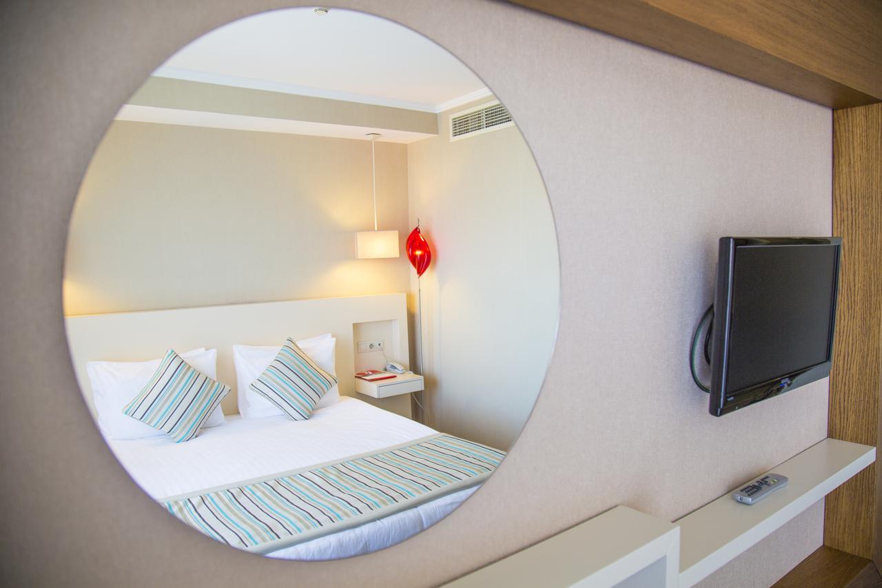 Sisus Hotel Çeşme エクステリア 写真