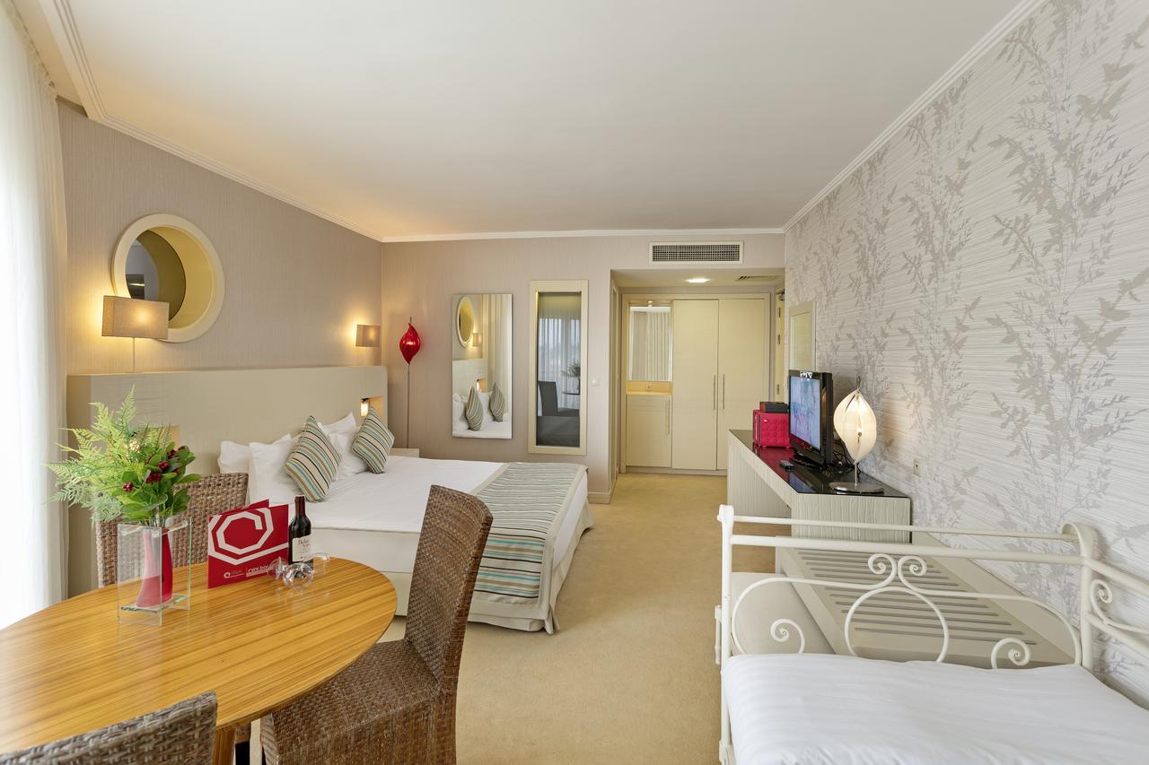 Sisus Hotel Çeşme エクステリア 写真